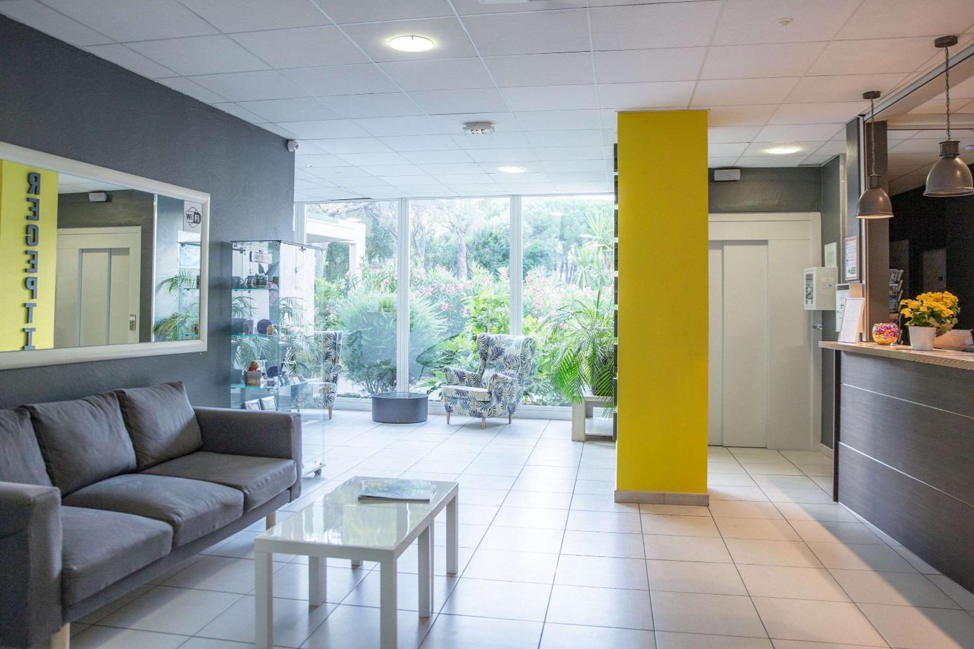 Comfort Aparthotel Frejus La Tour De Mare Dış mekan fotoğraf