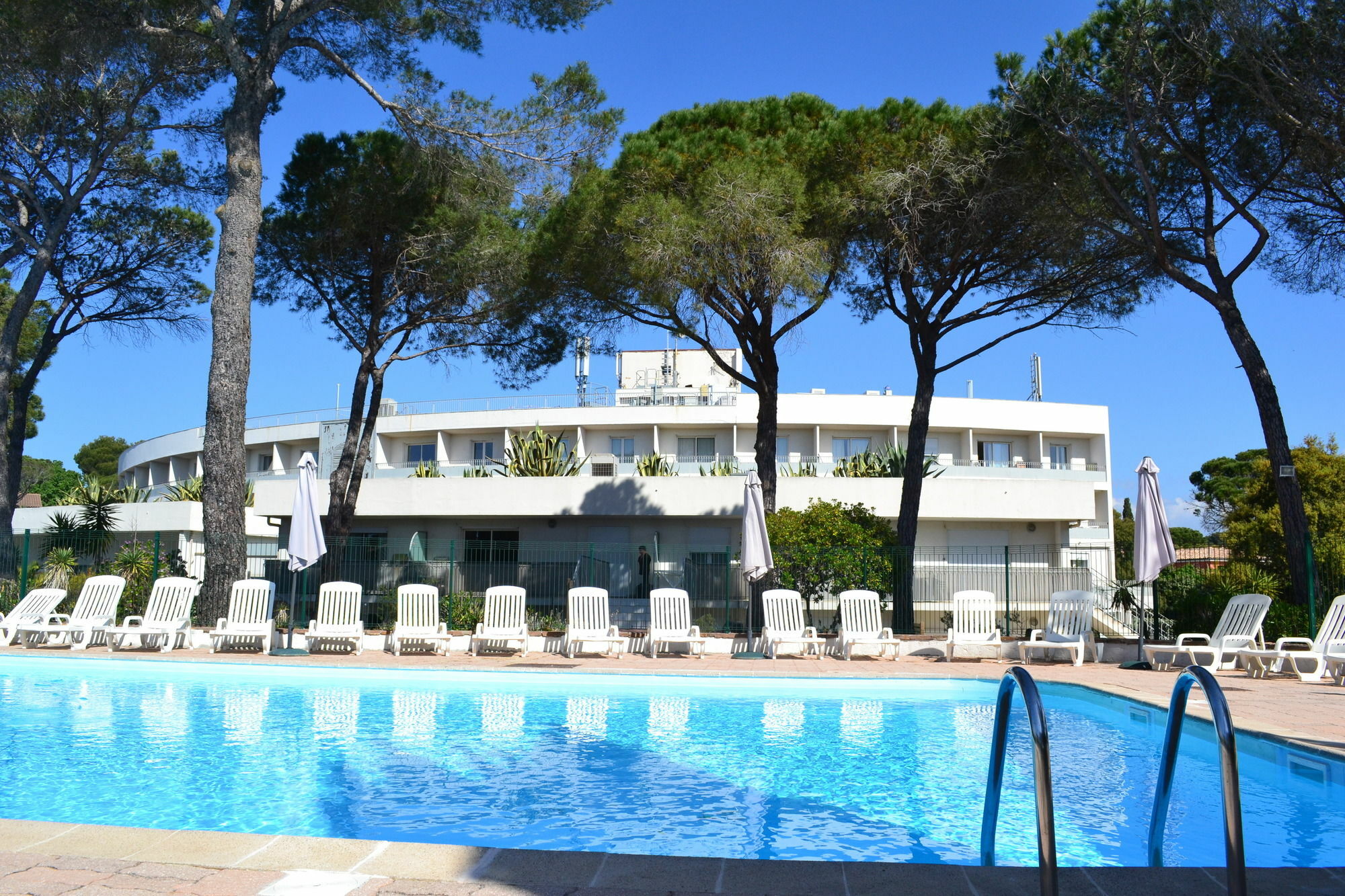 Comfort Aparthotel Frejus La Tour De Mare Dış mekan fotoğraf